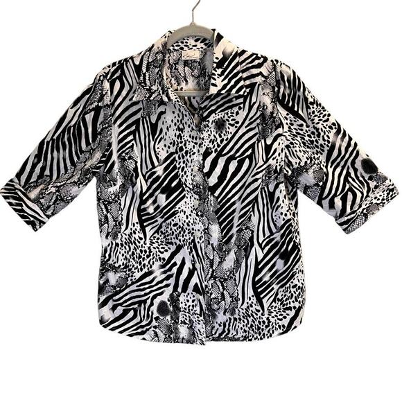 Kim Rogers Women's Button Down Shirt Size Medium Zebra Leopard Print Black White - Picture 1 of 10